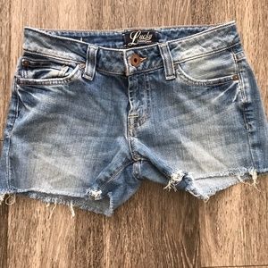 Lucky Brand Jean Shorts Size 2/26 Small